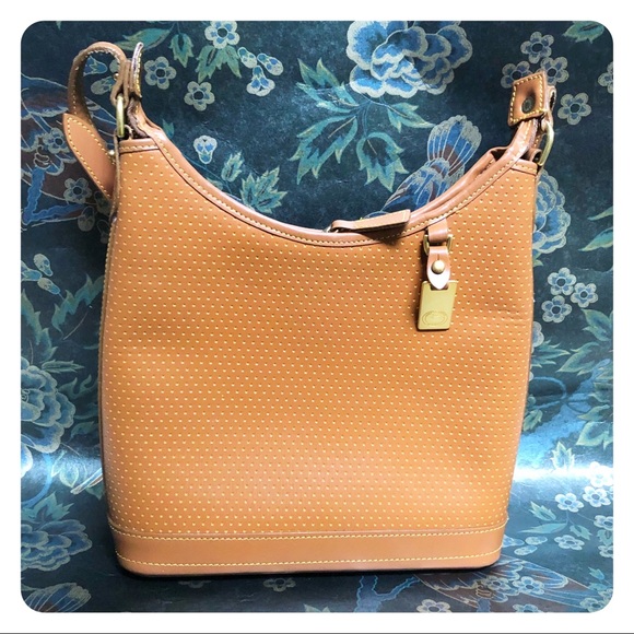 Dooney & Bourke Handbags - Vtg.❣️DOONEY & BOURKE Cabriolet Shoulder Bag
